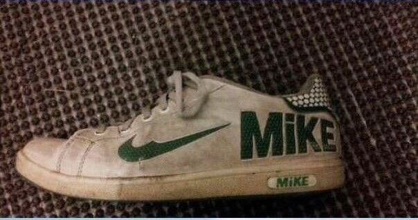 Dựa trên nhiều thương hiệu khác, hàng loạt hàng nhái đã ra đời với nhiều cái tên hài hước.