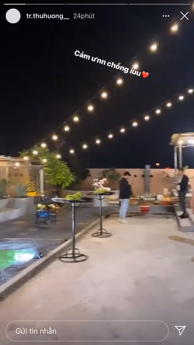 Sau khi kết hôn, Thu Hương không khiến những người theo dõi mình thất vọng khi luôn khoe mọi khía cạnh màu hồng mà bất cứ cô nàng nào cũng mong ước.