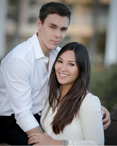 Marie Chevallier có tên tiếng Việt là Hoa, sinh năm 1993. Cô có bố là người Pháp và mẹ là người Việt. Hai vợ chồng gặp nhau lần đầu tại một hộp đêm tại Cannes, Pháp vào năm 2011 và trúng "tiếng sét ái tình" với nhau.