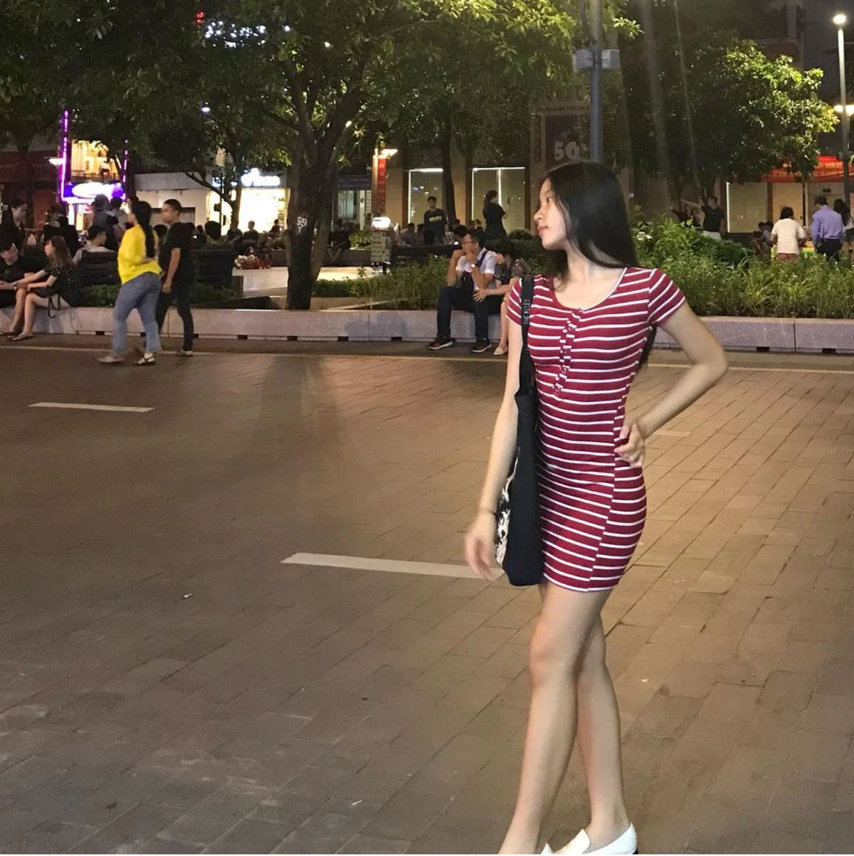 Với những hình ảnh đời thường rạng rỡ, con gái Lưu Thiên Hương đã thực sự khiến nhiều hot girl khác phải dè chừng.