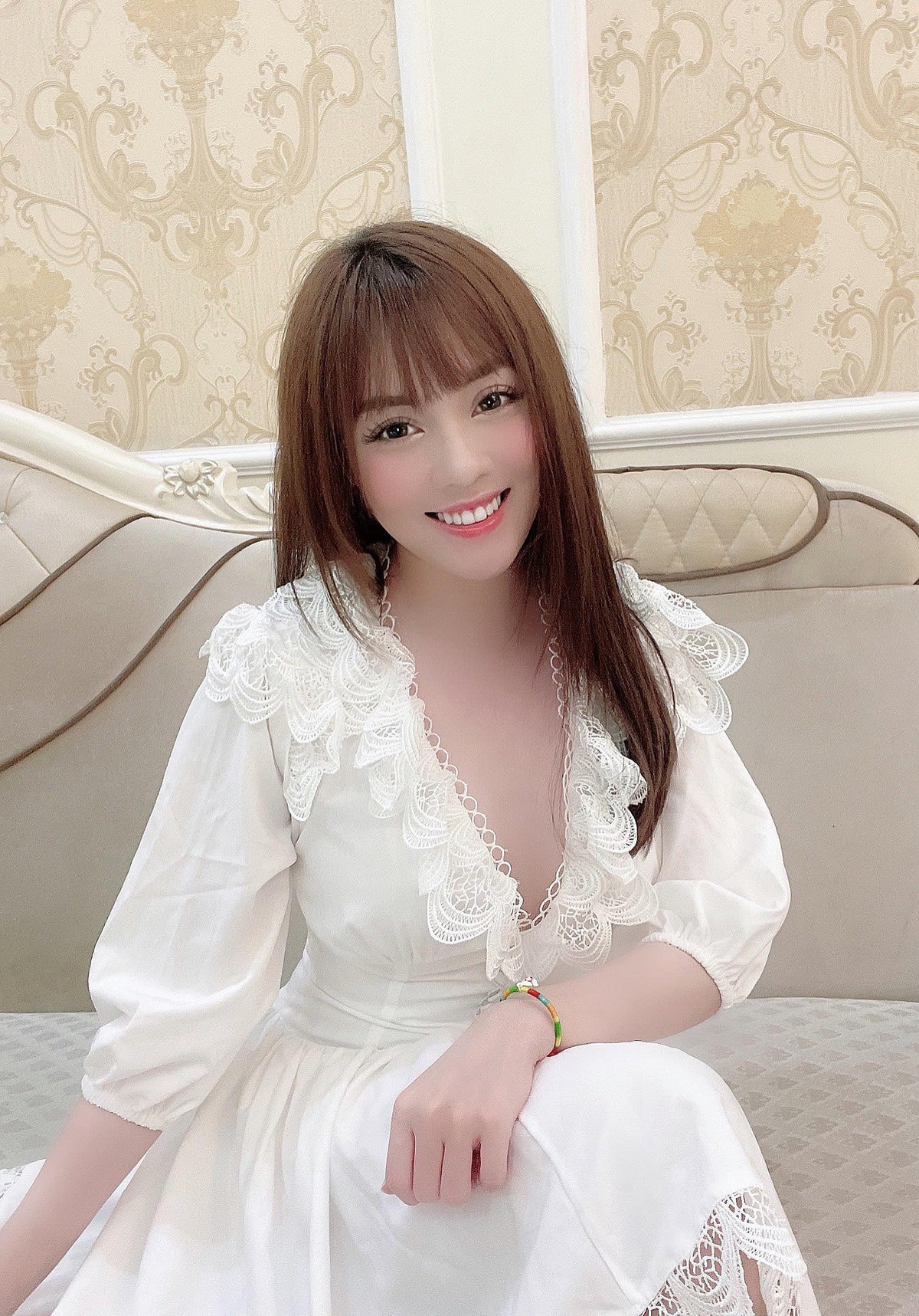 Sau cuộc hôn nhân đổ vỡ với Trọng Hưng, cuộc sống hiện tại của nữ giảng viên Âu Hà My đang được cư dân mạng đặc biệt quan tâm.