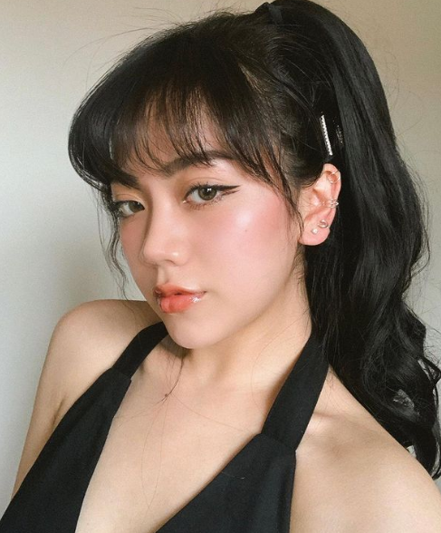 Bảo Hân cho hay, hiện tại công việc chính của cô là làm mẫu ảnh. Ngoài ra, cô đang trong quá trình hoàn thiện visa để đi du học.