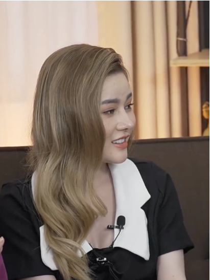 Mặc dù bị chê là gương mặt đơ cứng và không tự nhiên như trước nhưng Kabi vẫn rất hài lòng về sự thay đổi này.