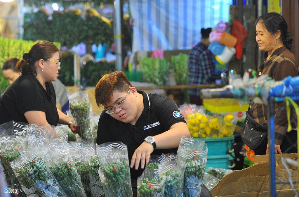 Vào những ngày lễ như Quốc tế phụ nữ 8/3, Valentine 14/2, số lượng hàng hoa thường tăng vọt.