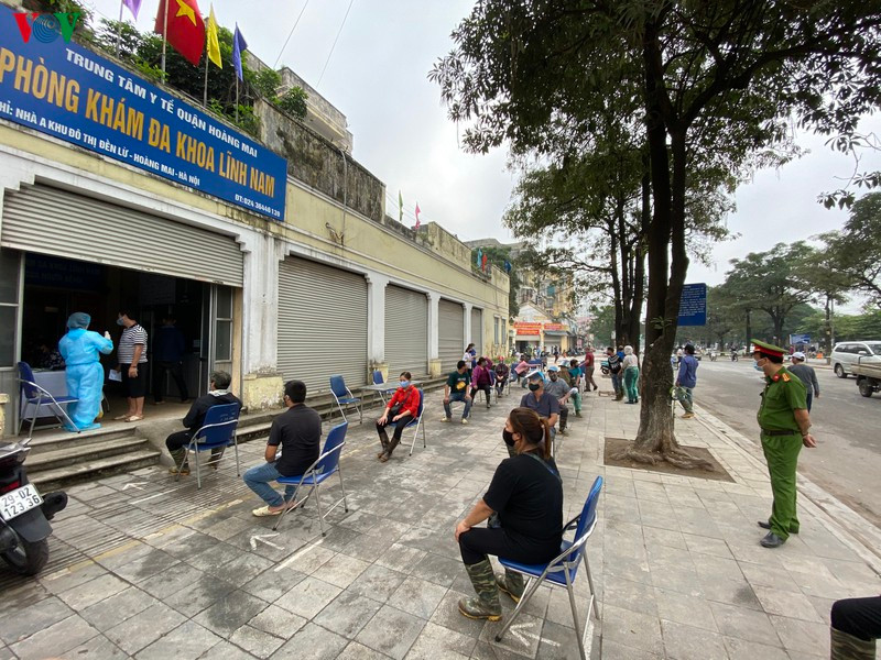 Việc lựa chọn Phòng khám Đa khoa Lĩnh Nam nhằm đảm bảo vệ sinh môi trường cũng như việc giãn cách người dân tối thiểu 2 mét.