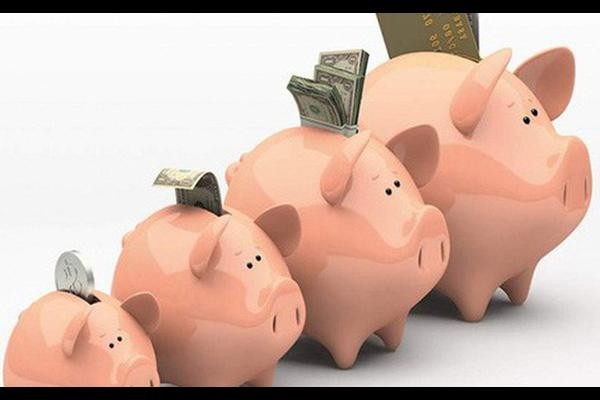 Đừng quên đăng ký dịch vụ tự động trích lương vào tài khoản tiết kiệm. Đây chính là cách tiết kiệm tiền tốt nhất, hiệu quả nhất, đỡ tốn công nhất mà bạn có thể thực hiện cho dù thu nhập của bạn như thế nào.