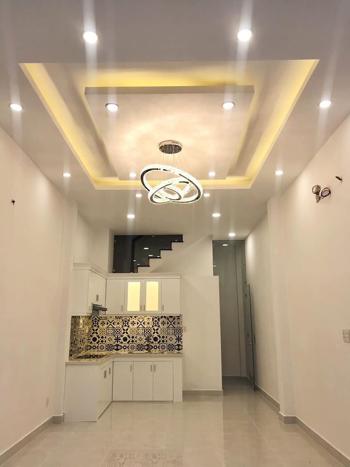 Phòng bếp thiết kế gọn gàng.