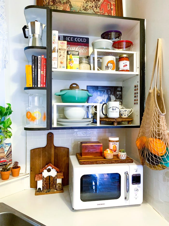 Tiết lộ trên Insider, Cibran cho biết bí quyết giúp căn nhà luôn rộng rãi là sắp xếp đồ đạc gọn gàng, ngăn nắp.