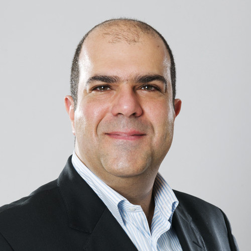 Vị trí tiếp theo thuộc về Stelios Haji-Ioannou (con trai của một ông trùm vận tải biển người Cyprus gốc Hy Lạp) với 1,63 tỷ USD. Phần lớn tài sản của ông đến từ cổ phần tại hãng hàng không giá rẻ easyJet.