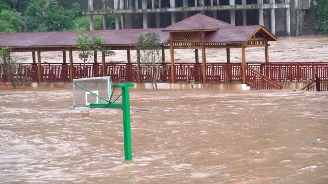 Mực nước của 304 con sông hiện đã vượt mức báo động, trong đó 11 con sông vượt kỷ lục trong lịch sử. Sông Kỳ, nhánh sông cấp 1 của sông Dương Từ xảy ra đợt lũ nghiêm trọng nhất kể từ năm 1951. (Ảnh: CGTN)