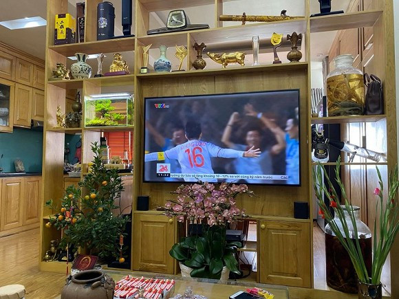 Tháng 9/2019, nghệ sĩ Công Lý tiết lộ anh đã có căn nhà của riêng mình. Tuy nhiên vị trí và giá trị căn hộ chưa được tiết lộ.