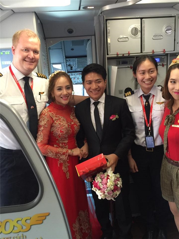 Choáng váng những siêu đám cưới rước dâu bằng máy bay ở Việt Nam Choang vang nhung sieu dam cuoi ruoc dau bang may bay o Viet Nam