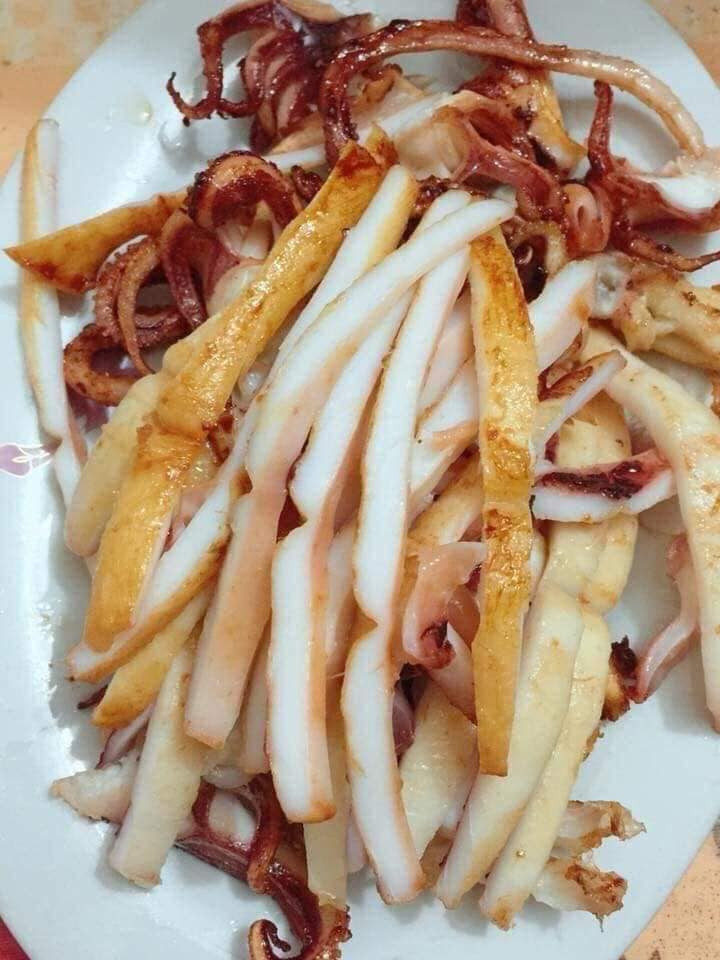 Tuy nhiên, mực khổng lồ này ăn không được ngọt thịt như mực ống, thịt dai và nhạt hơn.