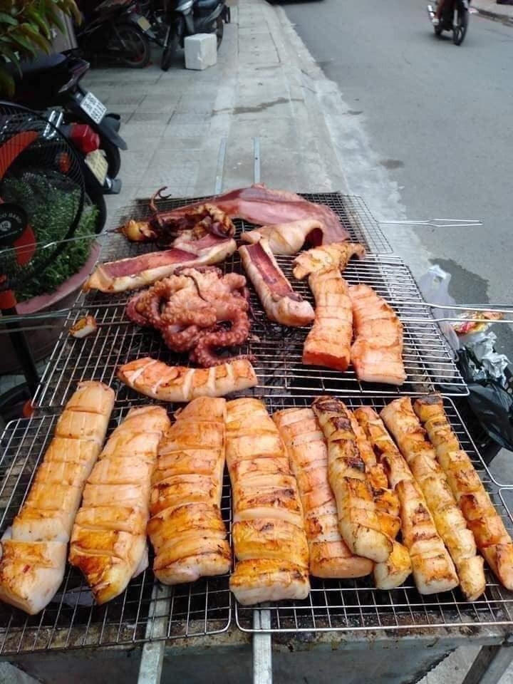 Trước đây người đi biển ít đánh bắt loại mực này nhưng gần đây lại trở nên phổ biến. Vị này dự đoán, có thể nhiều người nhập khẩu từ các vùng biển nước ngoài về bán. Nguồn ảnh: Facebook.