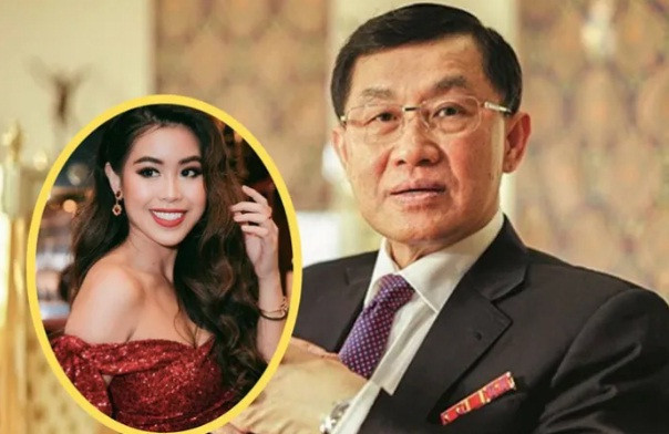 Quyen gop 30 ty dong, ong Johnathan Hanh Nguyen noi dua con gai ve nuoc la 