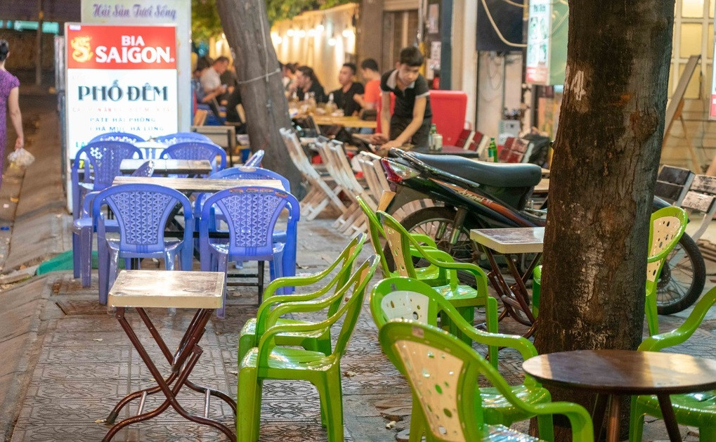 Pho nhau TP.HCM diu hiu, dan nhau 'tram phan tram' bang nuoc ngot