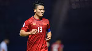 Ngoài ra, cầu thủ Quang Hải còn là một "tay chơi hàng hiệu” thứ thiệt của bóng đá Việt Nam khi sở hữu nhiều món đồ giá trị.