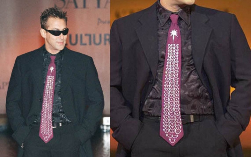 Chiếc cà vạt đắt nhất thế giới - Suashish Necktie được làm từ lụa tinh khiết kết hợp với vàng và kim cương.