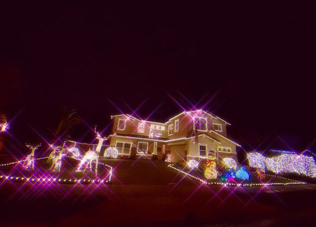 Sau khi sang Mỹ, Hoa hậu Phạm Hương khiến nhiều khán giả choáng ngợp khi sống trong căn nhà xa hoa lộng lẫy như "cung điện".