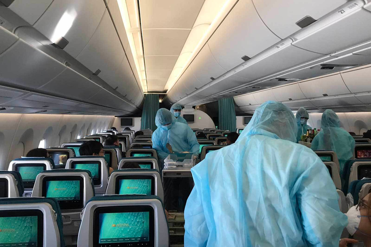 Tất cả các chuyến bay đều được thực hiện theo tiêu chuẩn nghiêm ngặt nhất để đảm bảo an toàn cho hành khách, người lao động và hạn chế nguy cơ lây lan Covid-19. Ảnh: Vietnamnet.