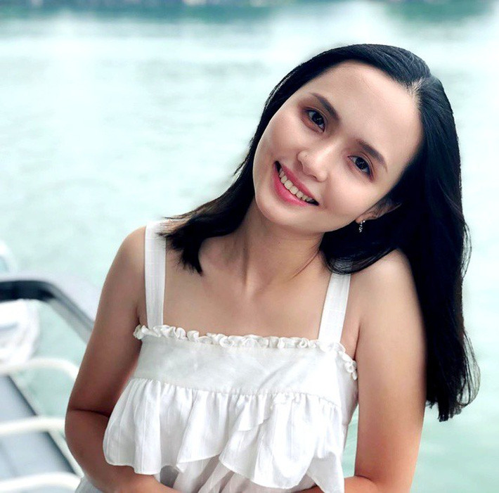 Dù sinh ra trong gia đình khá giả, vợ Văn Quyết có sự nghiệp kinh doanh thời trang thành công. Ảnh: Internet