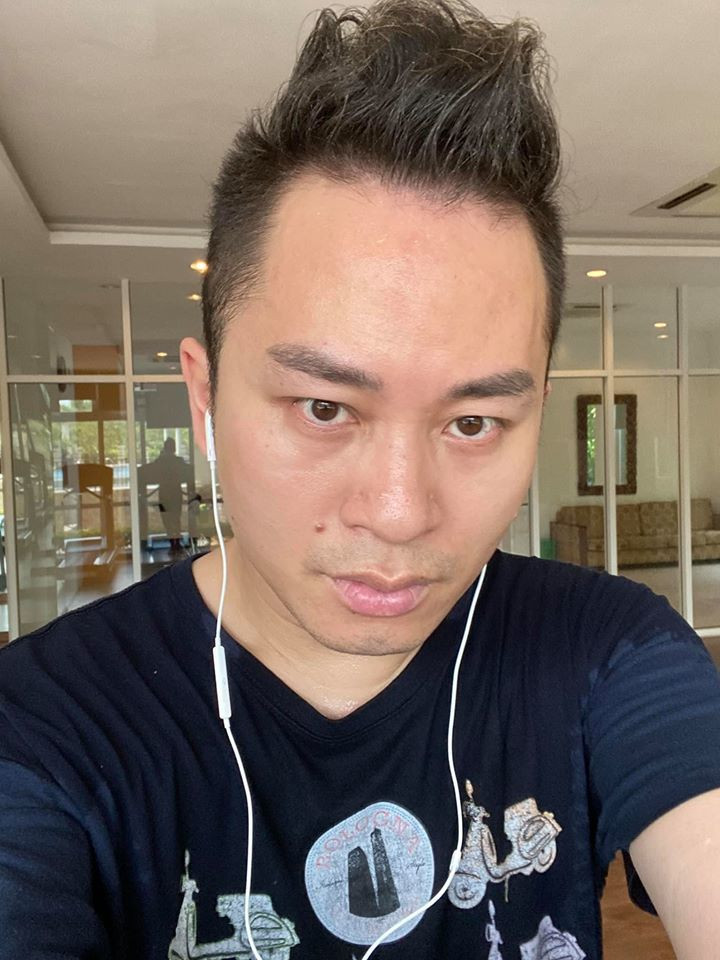 Tùng Dương khoe ảnh mướt mồ hôi sau khi chạy 10,4 km trong hơn 1 tiếng, kêu gọi mọi người cùng tập thể dục nâng cao sức đề kháng.