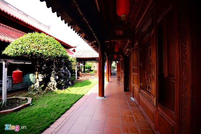 Nhiều người trong giới làm gỗ, xây dựng định giá "biệt phủ" không dưới 200 tỷ đồng. Ảnh: Zing.