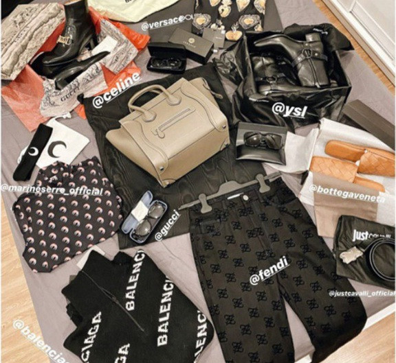 So do “vung tien” sam hang hieu don nam moi cua sao Viet