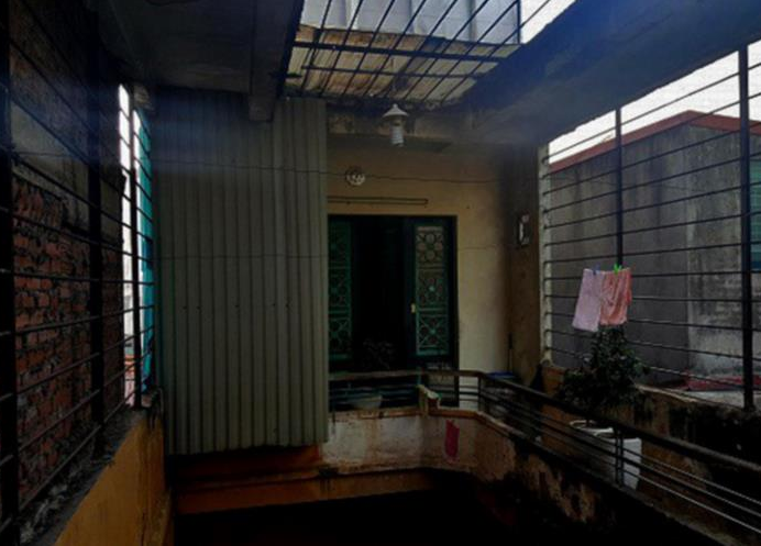 Được xem là bề thế nức tiếng thời bấy giờ, ngôi nhà có đầy đủ các phòng chức năng, sân vườn, ngoài ra còn có chỗ bán hàng, kho hàng, chỗ nghỉ ngơi, sinh hoạt chung....Ảnh: Homedy.