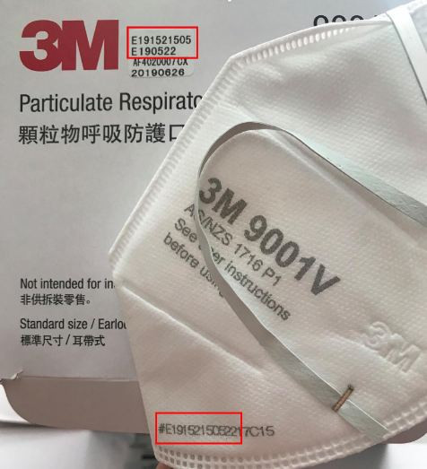 Đặc biệt, nếu số seri trên khẩu trang không trùng với số seri ngoài vỏ hộp thì chắc chắn là hàng giả. Ảnh: T.N.