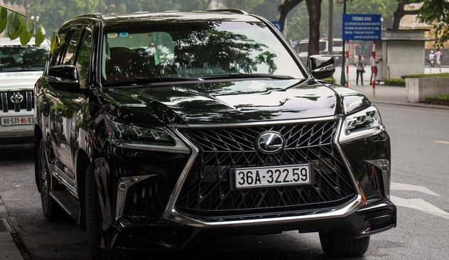 Một đại gia Thanh Hóa cũng chi gần 11 tỷ để tậu chiếc Lexus LX570 Super Sport 2018. Ảnh: Autopro.