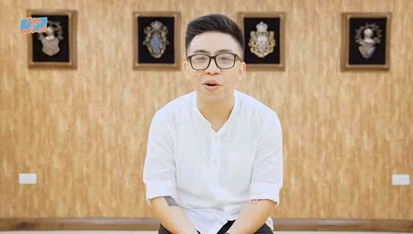 Tân 1 Cú cũng là chàng thiếu gia gắn với chiếc Lexus LX570. Anh sở hữu Lexus LX570 từ năm 2018. Ảnh: Weman24.