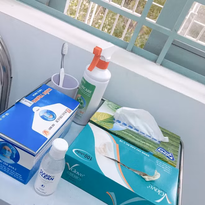 Điều khiến Quỳnh Như ấn tượng và thích nhất ở khu cách ly là có Wi-Fi miễn phí, đặc biệt luôn có người hỗ trợ trong trường hợp khẩn cấp.