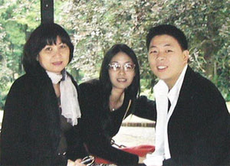 Chuyện tình của ông Nguyễn Gia Thiều và Hoa hậu Hà Kiều Anh nhận được nhiều sự quan tâm từ dư luận bởi chàng khi ấy là doanh nhân thành đạt, Giám đốc công ty Đông Nam còn nàng đã là Hoa hậu Việt Nam 1992. Ảnh: Internet