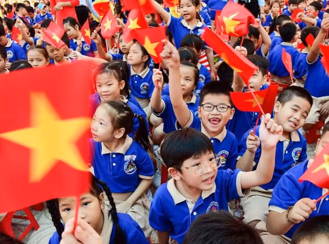 Sang nay 1/9, hoc sinh ca nuoc tuu truong nam hoc 2020-2021