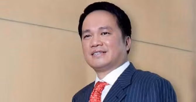 Xếp ngay sau bà Hiền là bà Nguyễn Thị Thanh Thủy (vợ Chủ tịch Techcombank Hồ Hùng Anh) với 4.171 tỷ đồng. Ảnh: Internet. Video: Người miền Tây ôm mộng thành tỷ phú. Nguồn: VTC14.