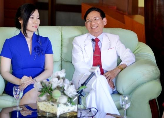 Đáng chú ý, trong danh sách 7 người thừa kế số tài sản của đại gia Lê Ân, không thấy ông nhắc tới người con trai cả với những người vợ cũ trong quyết định thừa kế.