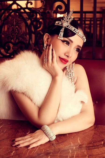 Trang Pilla có thân thế “khủng” ngang ngửa gia đình Thế Bảo. Cô sinh ra trong gia đình “trâm anh thế phiệt”, giàu có và có truyền thống kinh doanh ở TP. HCM.