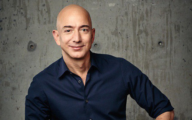 Tỷ phú Jeff Bezos luôn hướng con trẻ thành những người tháo vát, tự lập, tài năng.