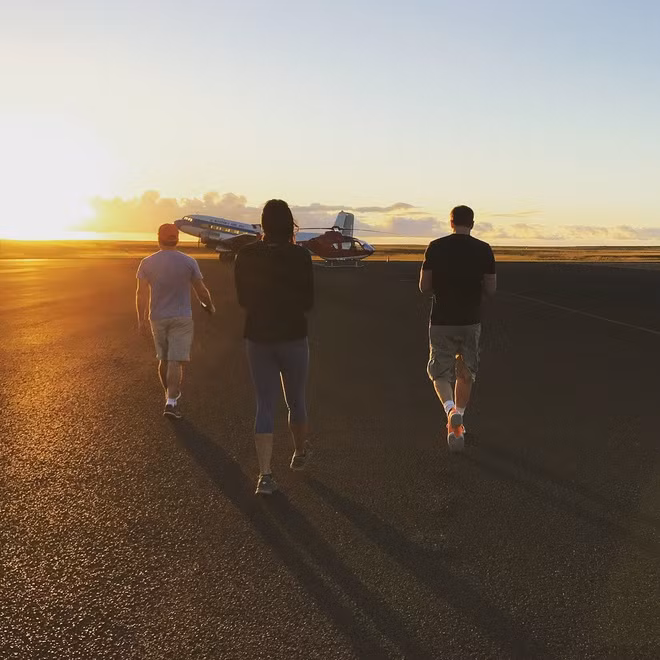 Đam mê du lịch, con trai tỷ phú Larry Ellison - người đồng sáng lập hãng phần mềm Oracle, từng dùng trực thăng riêng để khám phá Hawaii.