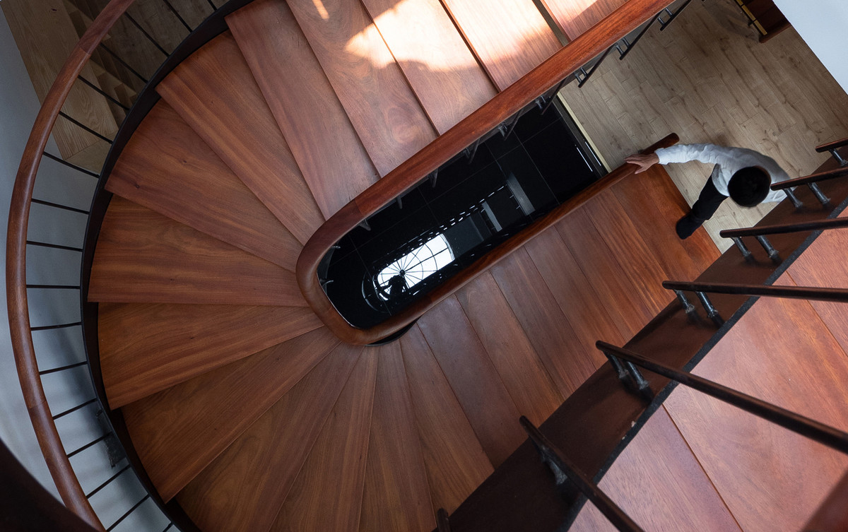 Hệ thống cầu thang xoắn đẹp mắt. Nguồn ảnh: Trieu Chien. Video: Kiến trúc hiện đại cho ngôi nhà liền kề. Nguồn: VTC1.