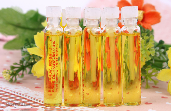 Bởi thế, không quá ngạc nhiên khi giá trị của loại tinh dầu hoa hồng Bulgari nguyên chất lên đến 179,50 USD (tương đương 4,2 triệu đồng) chỉ cho 3,7 ml.