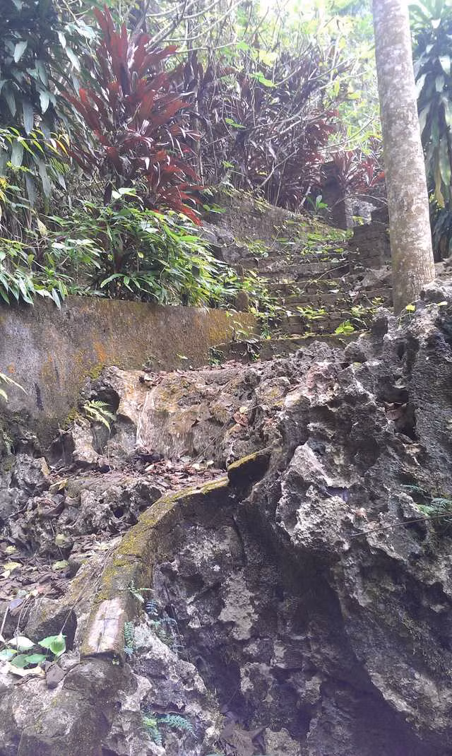 Để xây dựng lăng mộ cho chính mình, ông ngao du khắp Việt Nam rồi sang cả Trung Quốc, Ấn Độ để tìm hiểu kỹ thuật ướp xác. Ông cũng không ngại hao tốn công sức đi tìm các dụng cụ, nguyên vật liệu phục vụ cho việc ướp xác tốt nhất. Ảnh: Giadinhxahoi.