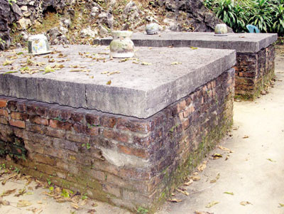 Không tiết lộ số tiền chi cho việc xây mộ không được vị đại gia tiết lộ nhưng theo nhận định của nhiều người đây hẳn là một con số rất lớn. Ảnh: Giadinhxahoi.