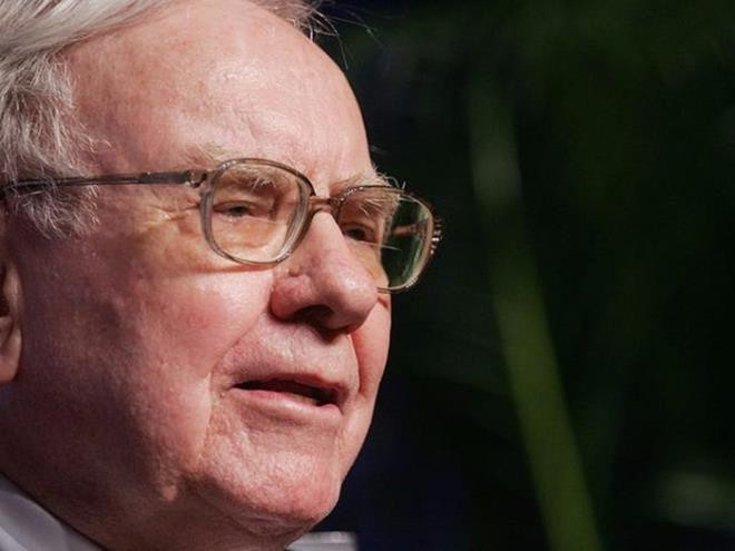 Tỷ phú Warren Buffett, Chủ tịch kiêm Giám đốc điều hành của Berkshire Hathaway nổi tiếng với câu châm ngôn: "Hãy biết sợ khi người khác đang tham lam và tham lam khi mọi người đang sợ hãi".