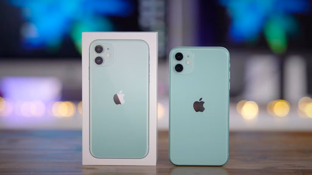 Ngoài các thiết bị y tế, iPhone xách tay về Việt Nam cũng phải chịu cảnh khan hàng do việc nhập hàng xách tay từ thị trường Trung Quốc bị ảnh hưởng. Ảnh: Trusted review.