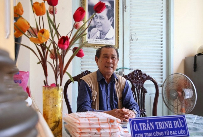 Toàn bộ dinh thự được tọa lạc ở trung tâm tỉnh Bạc Liêu, số 13 đường Điện Biên Phủ, phường 3, TP. Bạc Liêu. Được xây dựng mang dáng dấp của lối kiến trúc Pháp được xây dựng từ năm 1919.