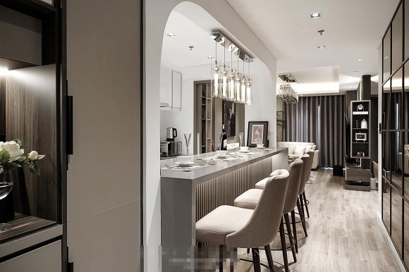 Hàng loạt người hâm mộ hết lời khen ngợi căn hộ của "Ông hoàng nhạc Việt": "Nhà đẹp mê ly", "Nhà trang trí rất sang, đẹp", "anh Hưng ơi, nhà đẹp quá", "Nhà đẹp xuất sắc"...