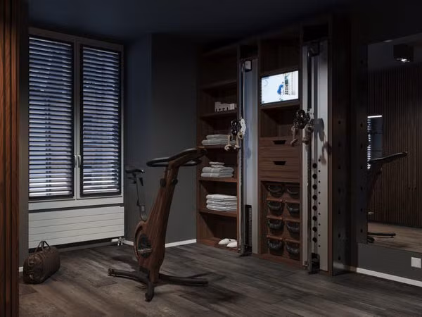 Bên trong khách sạn còn được trang bị đầy đủ nhà bếp, phòng xông hơi, lò sưởi, phòng tập thể hình và bể sục.