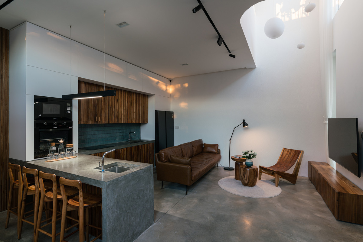 Nội thất màu gỗ được ưu tiên sử dụng.